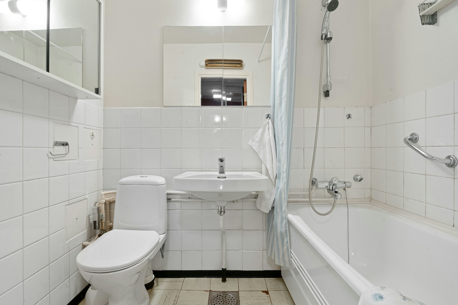 Spotless bathrooms cleaned by C & J Cleaning